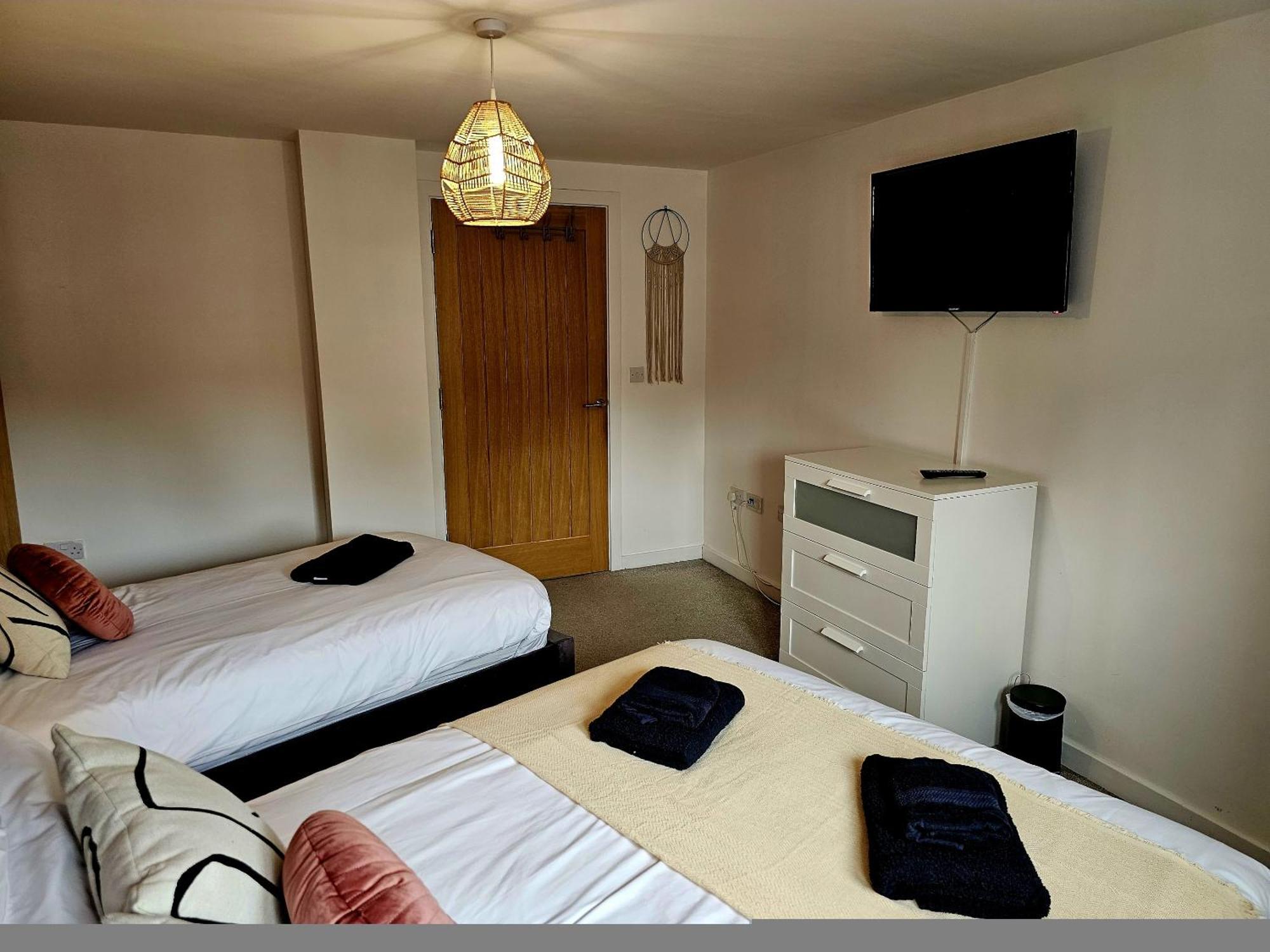 Homebird Property - Epsom Apartment Harrogate Kültér fotó